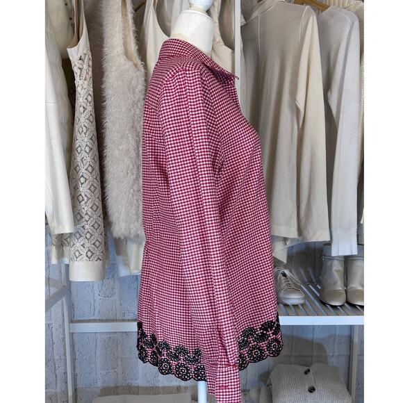Tommy Hilfiger Women's Sz L Red Gingham Blouse w/ Black Eyelet Detail #0044 - Picture 2 of 5